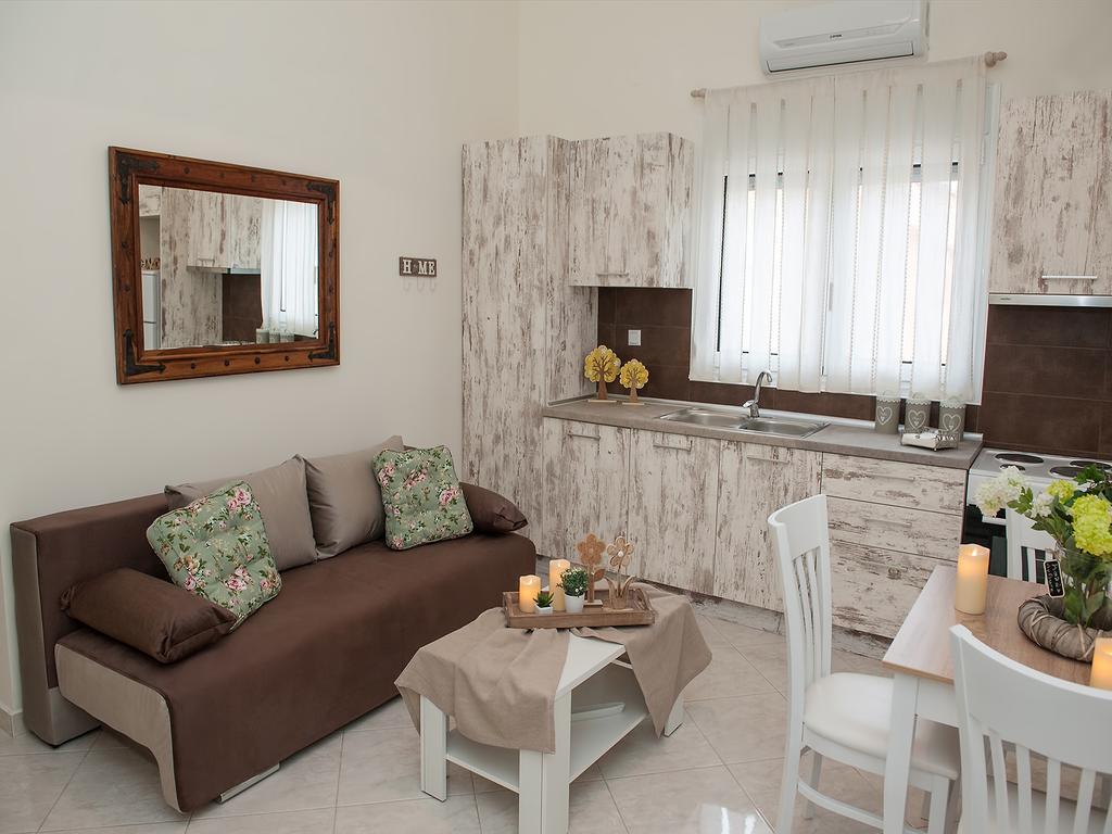 Villa Elaia Mare Fanarion Exterior photo